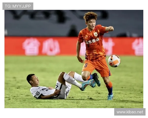 山东泰山关键战表现波动问题显现,对争冠稳定性形成考验 山东泰山关键战表现波动问题显现,对争冠稳定性形成考验