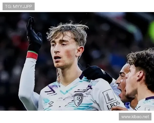 拜仁换血后越踢越不稳,阵容升级反而藏不住问题了?