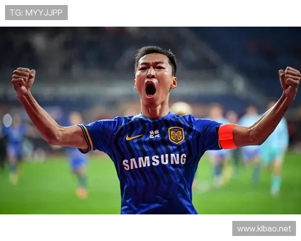 申花后防危机加剧，争冠前景遭质疑：低迷表现背后究竟是谁的锅？