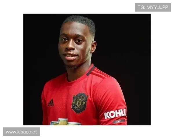 阿什拉夫与阿诺德：冲击型与组织型边卫的战术角色对比