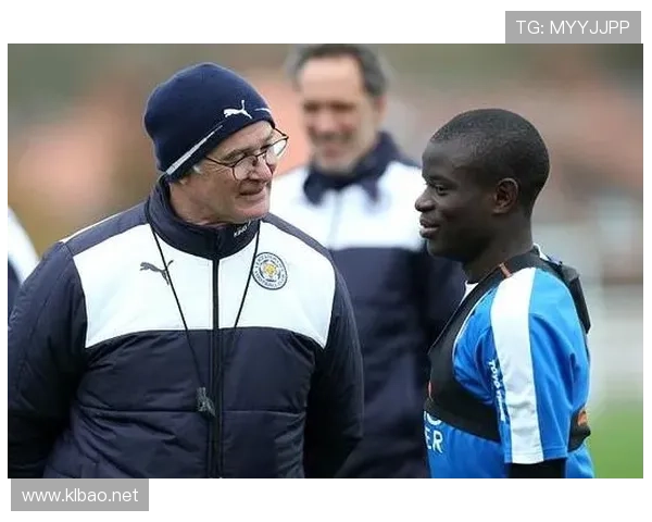 英超两连冠+欧冠冠军：坎特的冠军履历