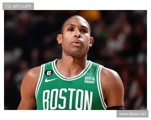 艾尔·霍福德挡拆制造错位提升内线防守效率