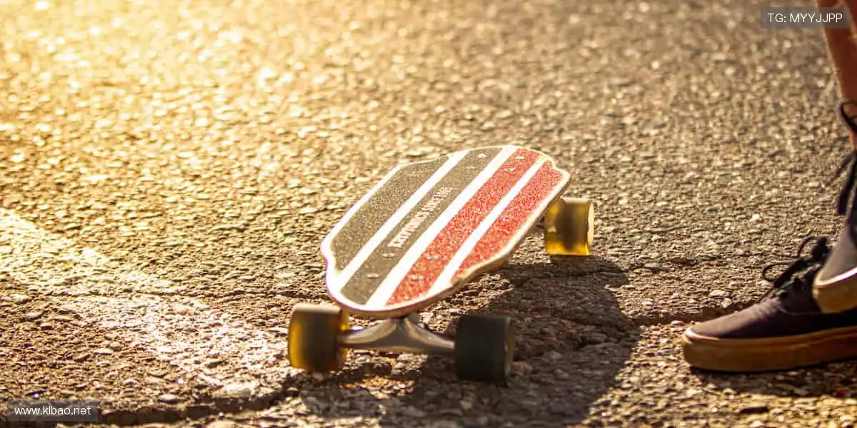 弹幕狂欢，万人同屏共热血！💬🔥